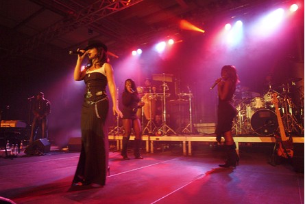 Alicia Keys - LIVE im Zeche Zollverein/Essen, 21.02.04 - 4
