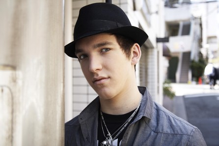 Aloha From Hell - In Japan - 10 - Max Forman