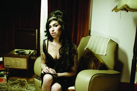 Amy Winehouse - Back to Black 2007 - 10
