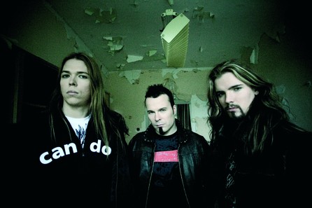 Apocalyptica - Amplified - A Decade Of Reinventing The Cello 2006 - 6