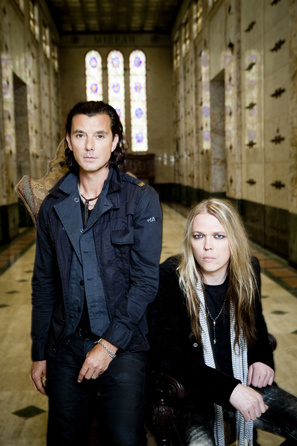 Apocalyptica - "End Of Me" feat. Gavin Rossdale (2010) - 02