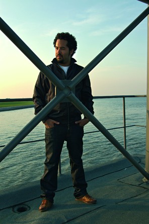 Azad - Azad & Adel Tawil Prison Break Anthem 2007 - 2