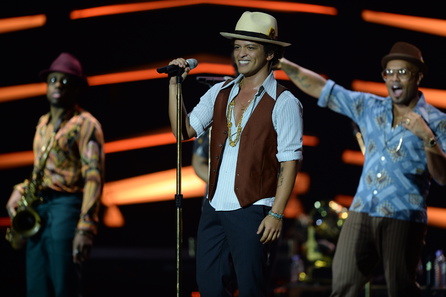 Bruno Mars - O2 ARENA 2013 - 4