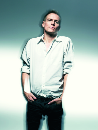 Bryan Adams - 11 - 4