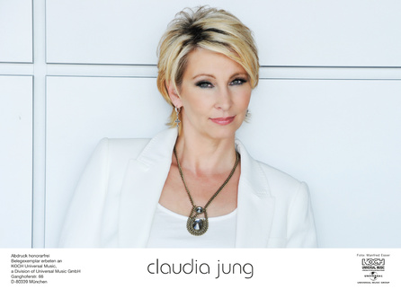 Claudia Jung - 2012 - 01