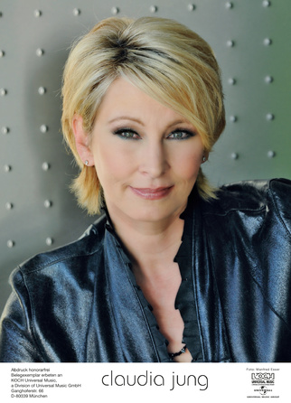 Claudia Jung - 2012 - 05