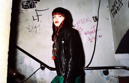 debbie rockt! - Katie - 1