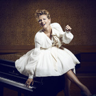 Ella Endlich - 2012 6