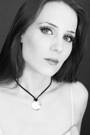 Epica - The Divine Conspiracy 2007 - 3 - Simone Simons