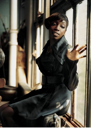 Estelle - Wait A Minute - 4