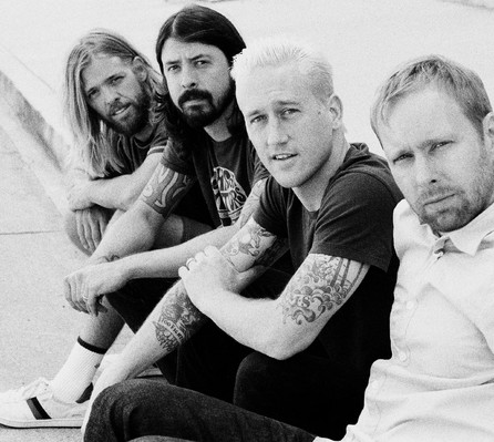 Foo Fighters - Echoes, Silence, Patience & Grace 2007 - 8