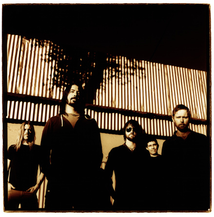 Foo Fighters - "Wasting Light" (2011) - 02