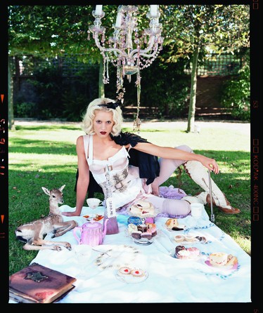 Gwen Stefani - 2004 - 8