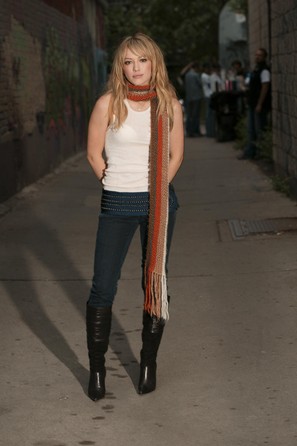 Hilary Duff - Wake Up 2005 - Video Shoot - 10