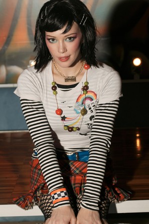 Hilary Duff - Wake Up 2005 - Video Shoot - 5