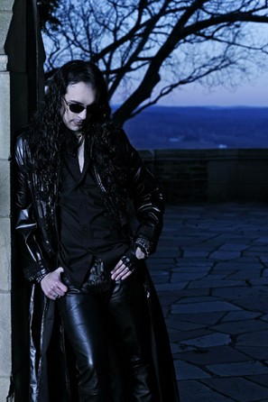 Holyhell - Francisco Palomo