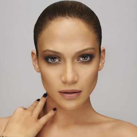 Porträtfoto von Jennifer Lopez