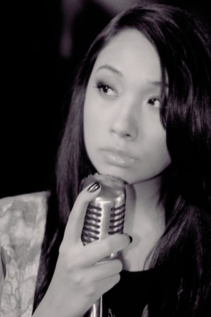 Jenniffer Kae - Do You Love Me - 2