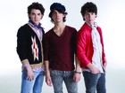 Jonas Brothers - A Little Bit Longer - 4
