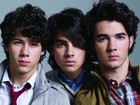 Jonas Brothers - A Little Bit Longer - 5