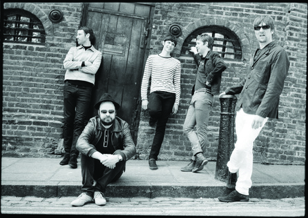 Kaiser Chiefs - 2011 - 04