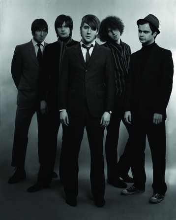 Kaiser Chiefs - Employment 2005 - 4