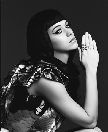Katy Perry - E.T. - 1