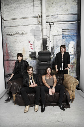 Kings Of Leon - Only By The Night - 6