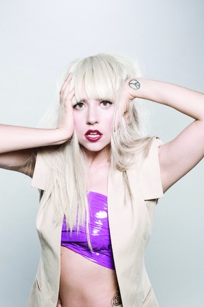 Lady GaGa - The Fame - 2