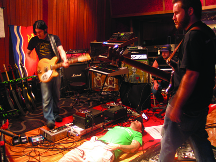 Limp Bizkit - Results May Vary - 9