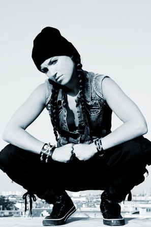 Liza Li - 18 2006 - 13