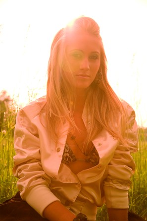 Lucky Twice - Lucky - 6