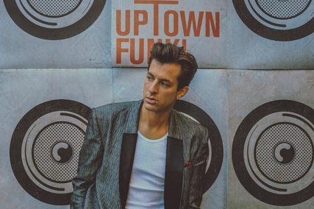 Mark Ronson - "Uptown Funk" (2014)