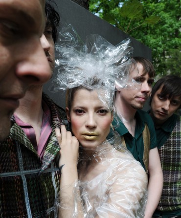 MIA. - Willkommen im Club - 6