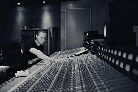 Mike Posner - 31 Minutes To Takeoff - 8