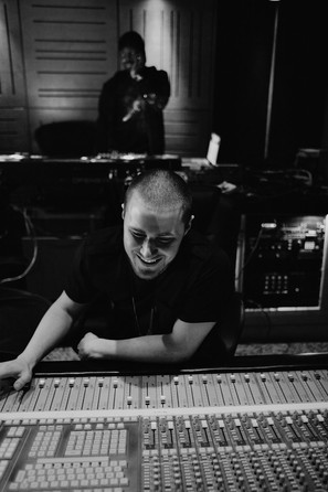 Mike Posner - 31 Minutes To Takeoff - 9