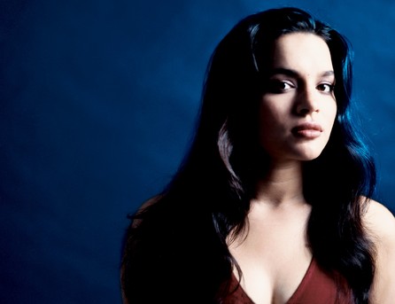 Norah Jones - Diverse Photos - 2