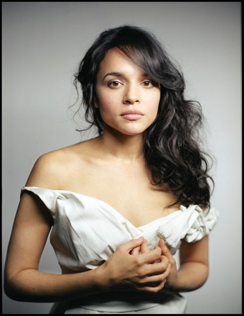 Norah Jones - Not To Late 2007 - 1