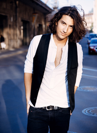 Oliver Lawrence - Never Alone - 4