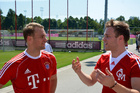 Olly Murs & Manuel Neuer (06.08.2013)