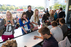 One Direction Autogrammstunde Köln (22.09.2012) 5
