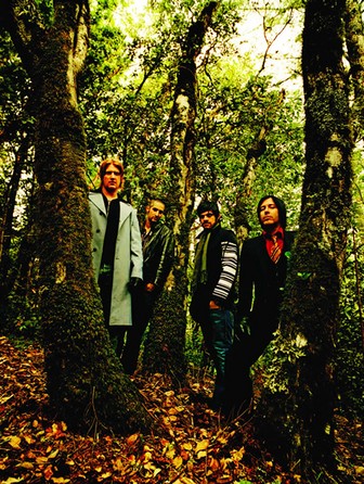 Queens Of The Stone Age - Lullabies To Paralyze - 3