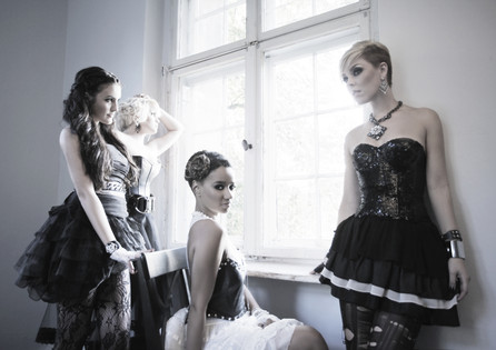 Queensberry - On My Own - 8