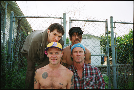 Red Hot Chili Peppers - 2011 - 04