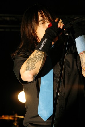 Red Hot Chili Peppers - Live - 4