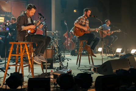 Revolverheld - MTV Unplugged in drei Akten - 01