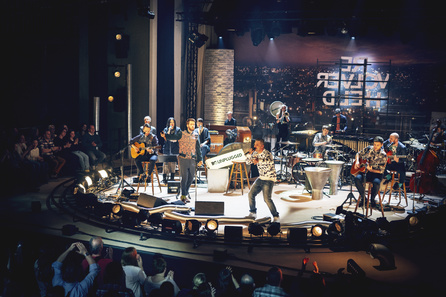 Revolverheld - MTV Unplugged in drei Akten - Revolverheld feat. Das Bo - 02