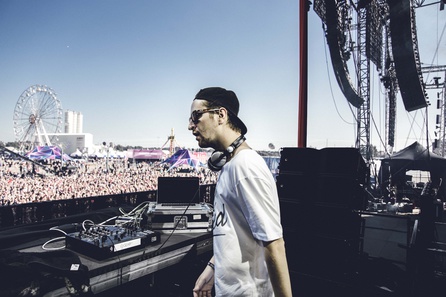 Robin Schulz - Live 2015 - 04