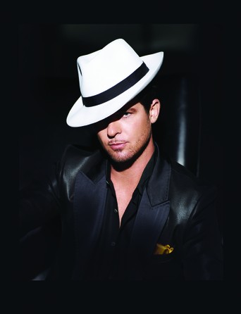 Robin Thicke - Magic - 3