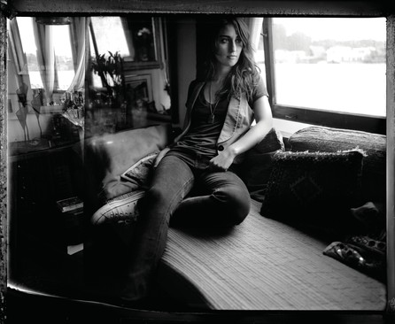 Sara Bareilles - Between The Lines - 6